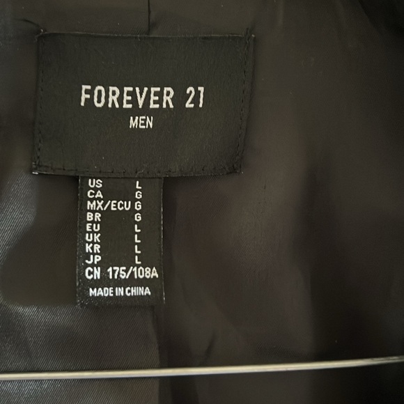 Men's Black Leather Jacket - Picture 3 of 3